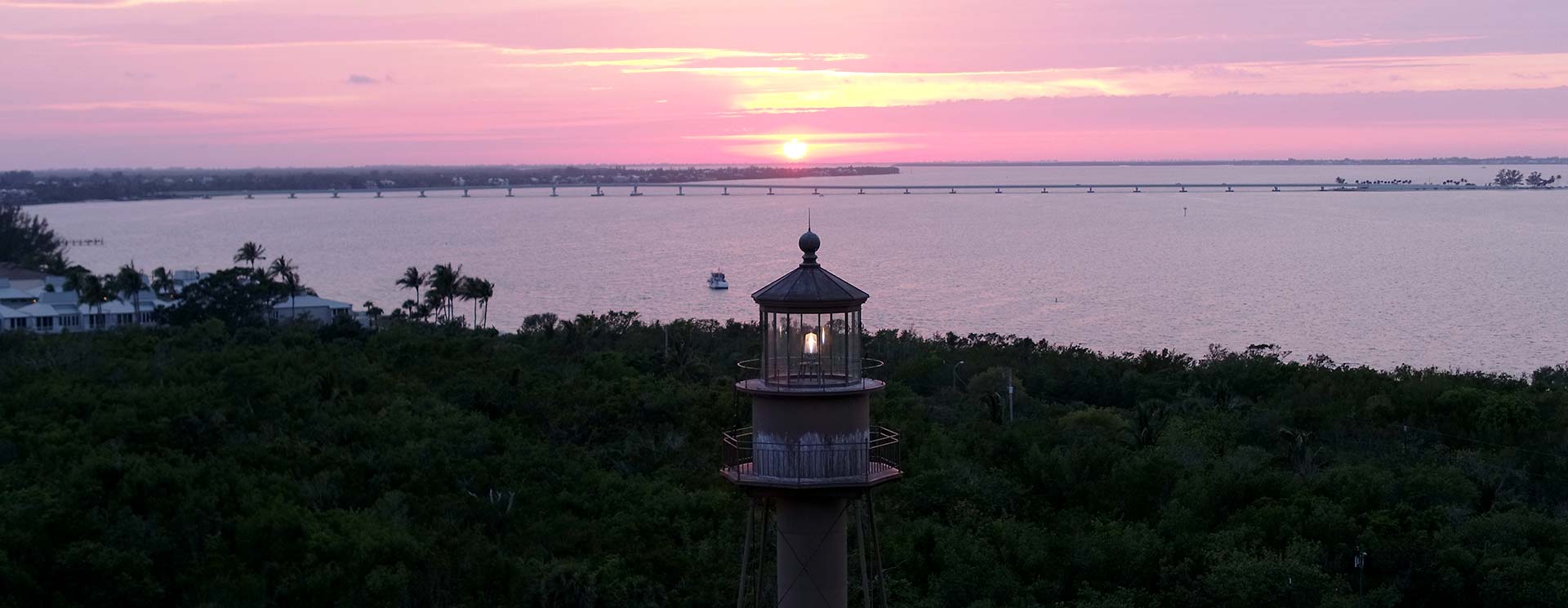 Sanibel-lighthouse